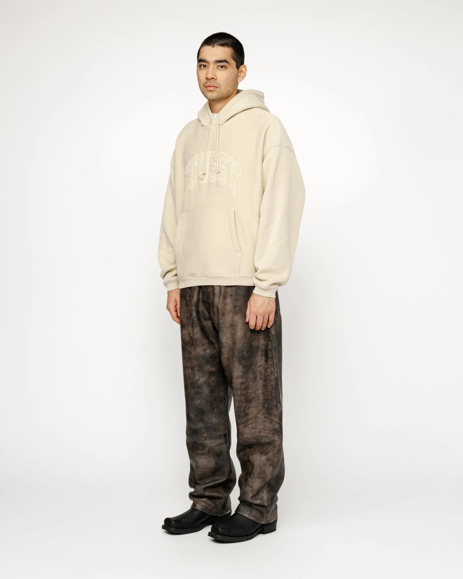 EMBROIDERED RELAXED HOODIE