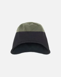 STÜSSY & MOUNTAIN HARDWEAR EAR FLAP BEANIE