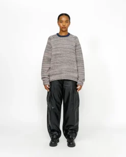 TEXTURED KNIT CONTRAST COLLAR CREW